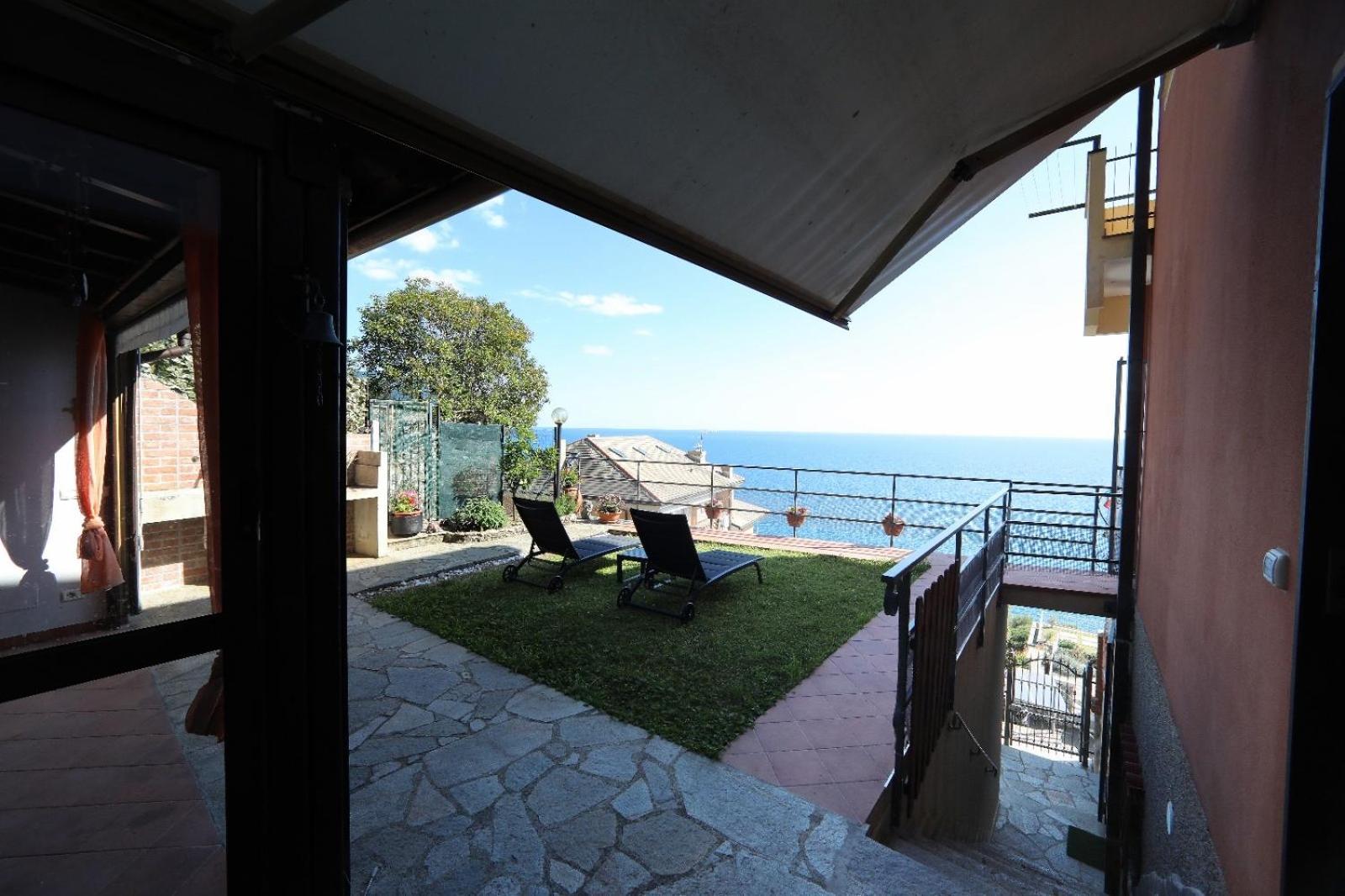 Polanesi Sea View Home Sori Esterno foto