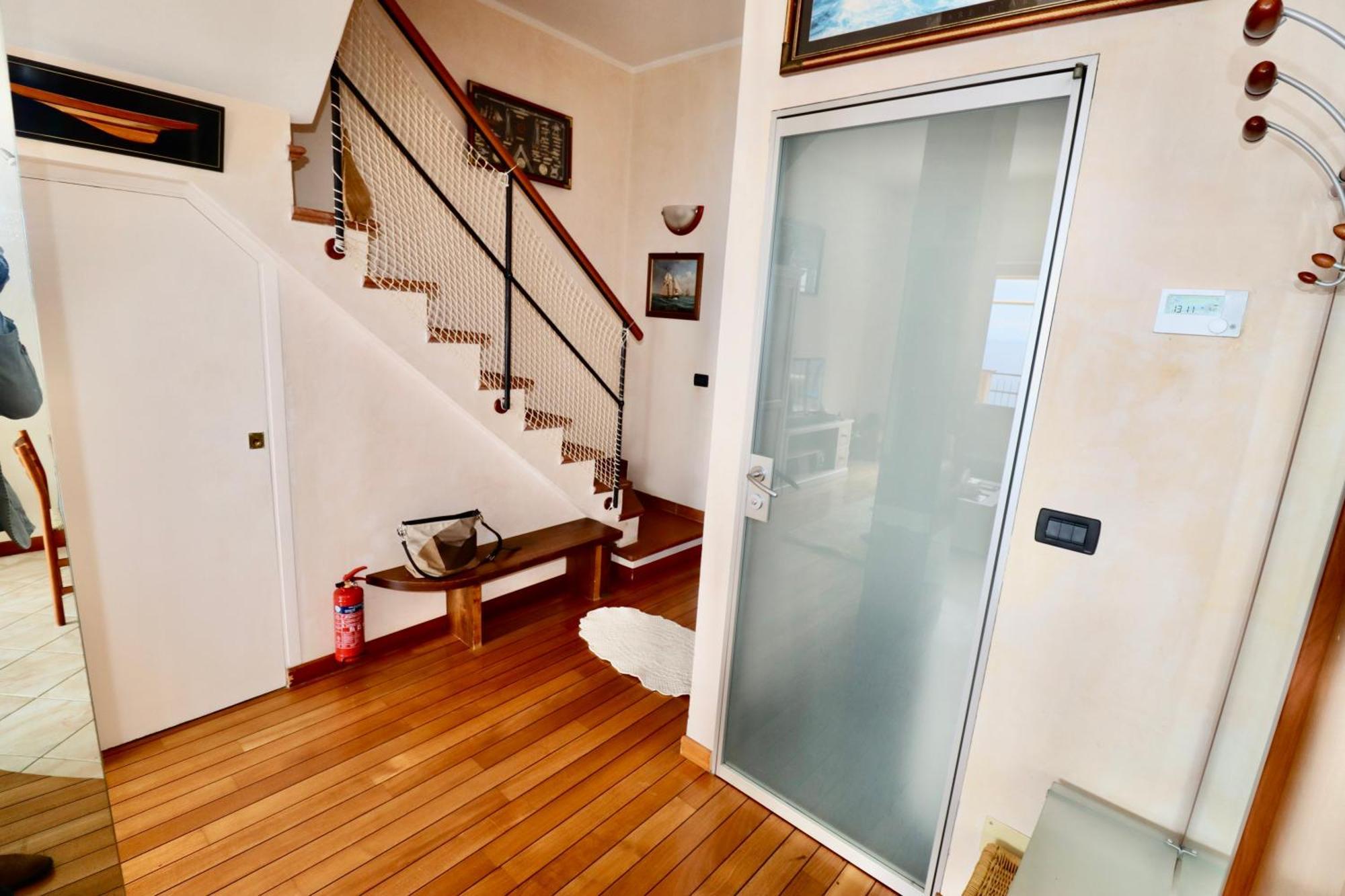 Polanesi Sea View Home Sori Esterno foto